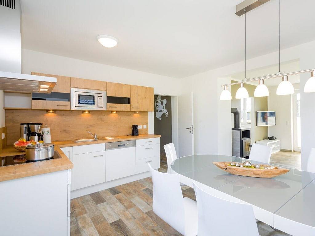 Ferienhaus mit 1 Schlafzimmer in Alt Reddevitz, Mönchgut
