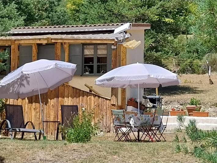 Maison de campagne pour 2 personnes, avec jardin et vue à Saint-Auban
