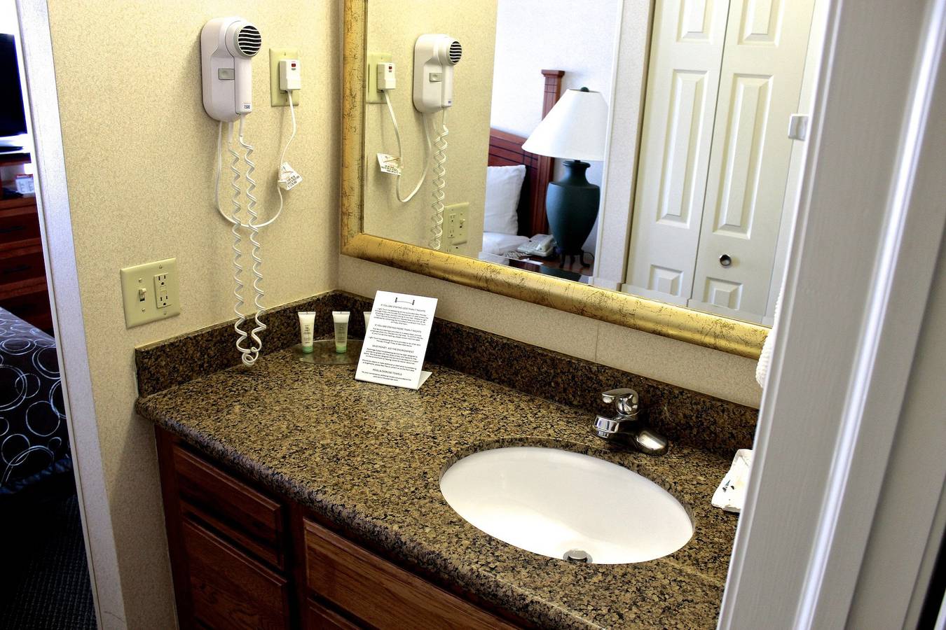 Ganze Wohnung, Staybridge Grand Rapids - Airport in Kentwood, Michigan