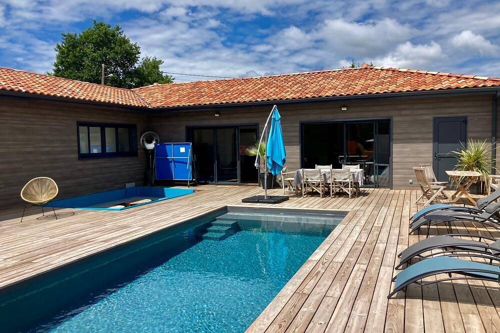 House near Hossegor with swimming pool in Angresse, Côte d’Argent