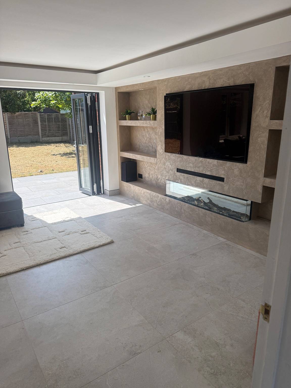 Aylesbury - Sleeps 6 - Parking - Central Location in Aylesbury, Chiltern Hills