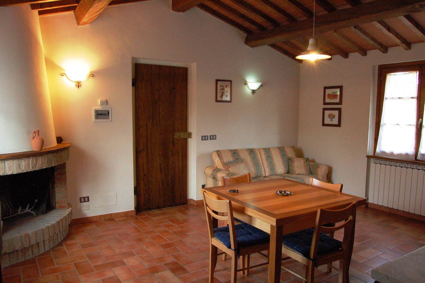 Geheel appartement, Vakantieappartement voor 5 personen met tuin in San Martino, Bucine (Gemeinde)