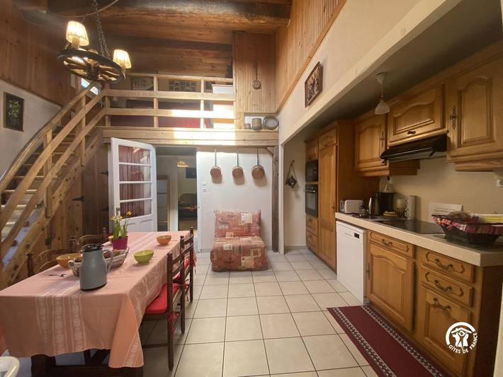 Gîte pour 5 personnes, avec terrasse et jardin, animaux acceptés à Sahorre - 2