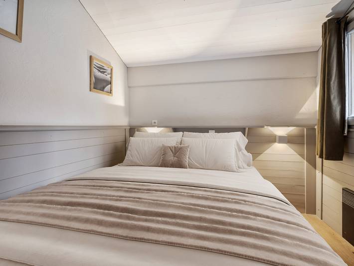 Chalet pour 6 personnes, avec piscine et balcon, animaux acceptés à Val Thorens - 4