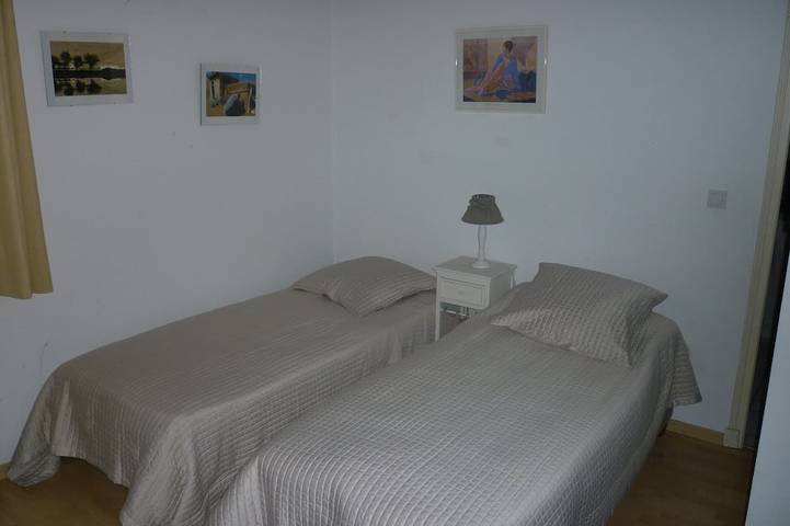 Location de vacances pour 6 personnes, avec jardin et balcon dans Garde-Colombe - 4