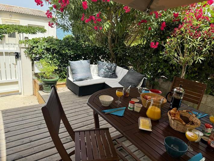 Location de vacances pour 4 personnes, avec vue et jardin dans Plage La Franqui