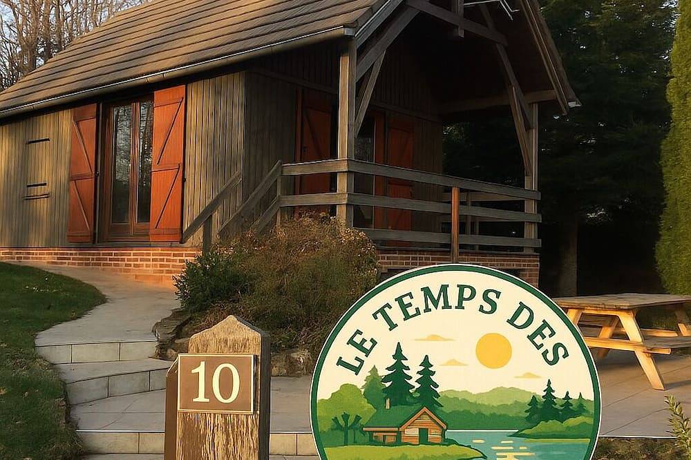 Chalet Le Temps Des Settons Lake View in Montsauche-les-Settons, Lago de Settons