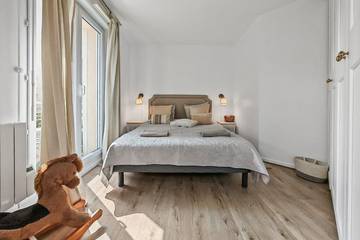 Appartement De Vacances pour 4 Personnes dans Suresnes, Hauts-de-Seine, Photo 2