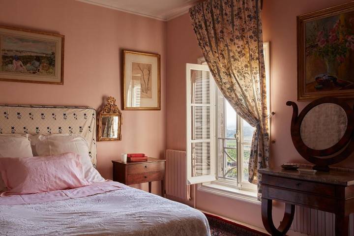 Location de vacances pour 2 personnes, avec Terrasse et Jardin à Burie - 2