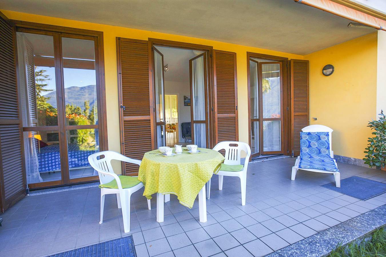 Ganze Wohnung, Residenz La Fonte Nr. 08 in Pino sulla Sponda del Lago Maggiore, Maccagno con Pino e Veddasca