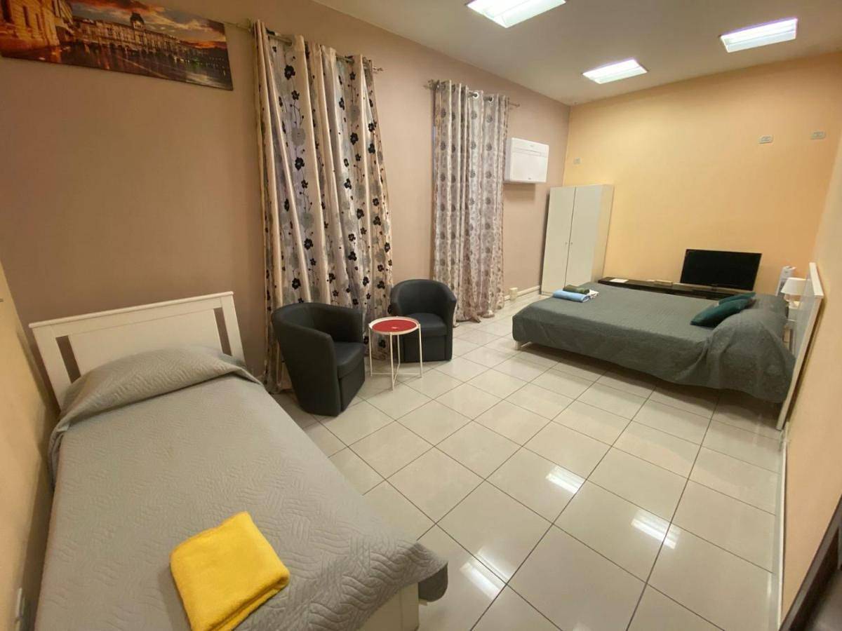 4-Bed Mixed Dormitory Room in Triest, Triest Provinz