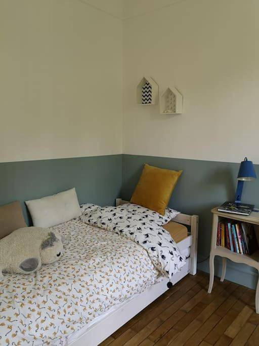 Location de vacances pour 6 personnes, avec terrasse et jardin à Viroflay - 3