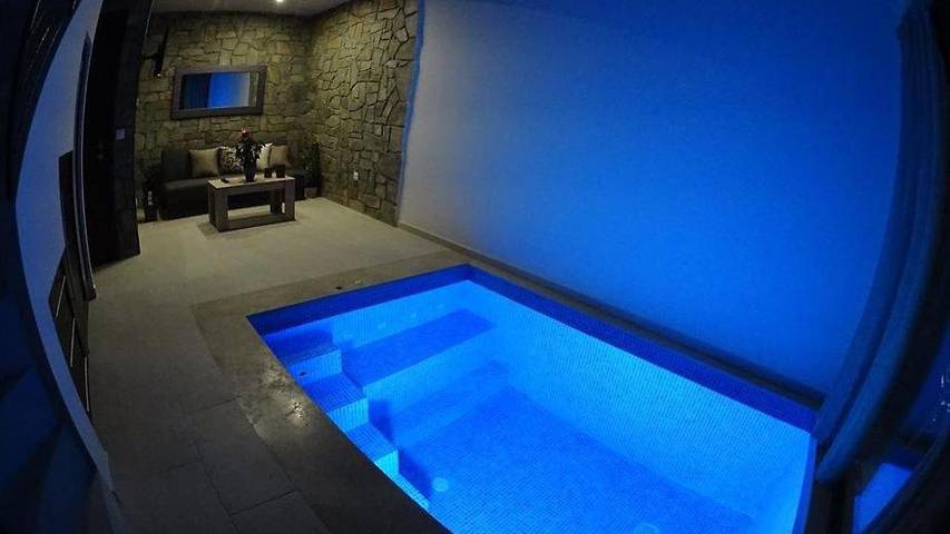 Gîte pour 2 personnes, avec jardin ainsi que vue et piscine dans Pefkochori - 2