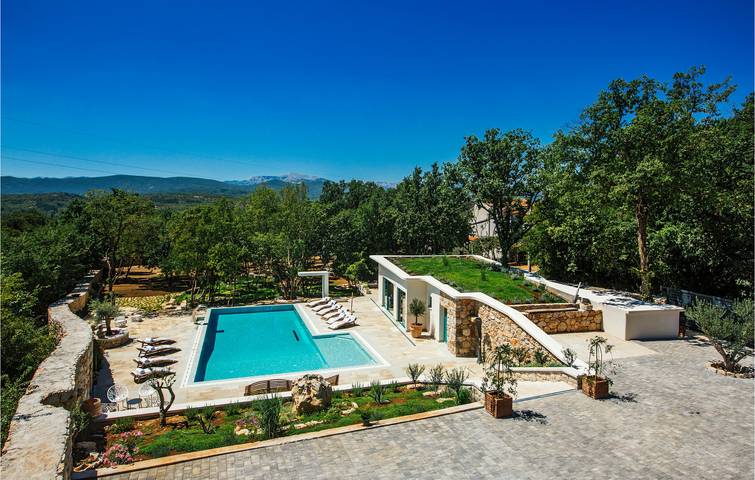 Gemütliche 1-Zimmer-Wohnung mit Pool und WLAN in der Nähe der Sehenswürdigkeiten von Imotski in Imotski, Makarska Riviera