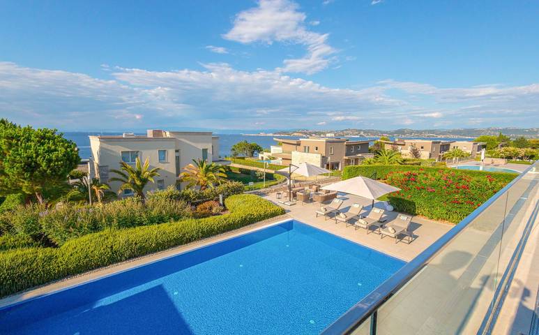 Villa für 6 Personen, mit Sauna und Terrasse sowie Garten - 1