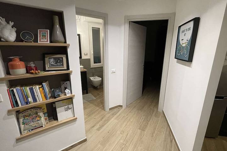 Ganze Wohnung, Genoa Pegli, apt. near waterfront, terrace, balcony in Ponente (Genova), Genua