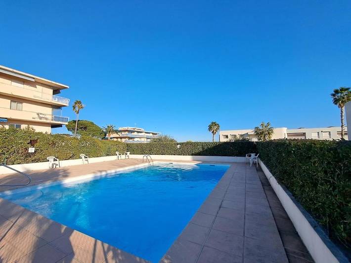 Gîte pour 4 personnes, avec terrasse et vue dans Thalazur - 4