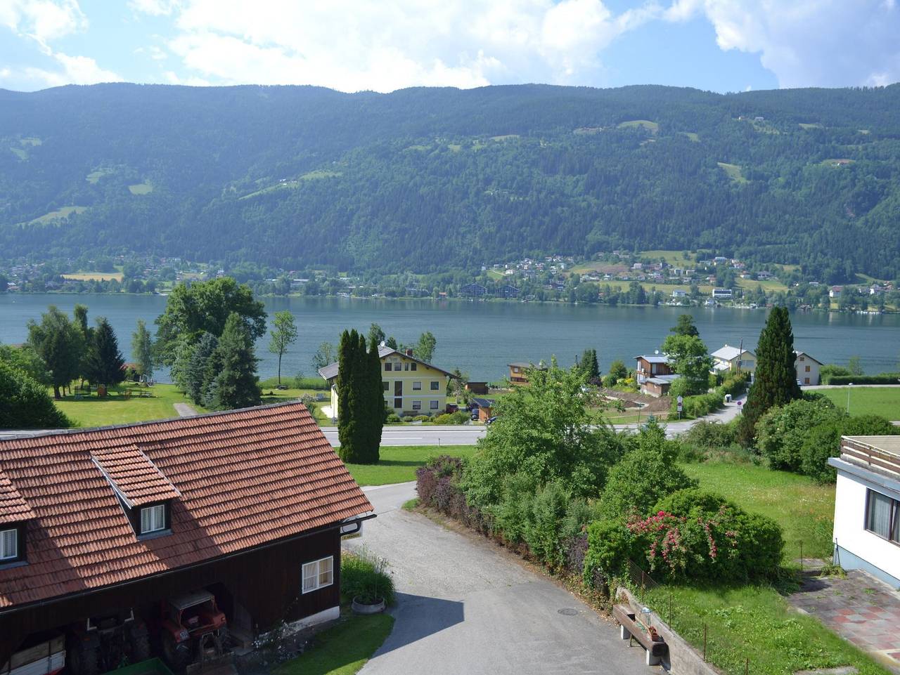 Ganze Ferienwohnung, Ossiacher Hof - Apartment in Ossiach, Bezirk Feldkirchen