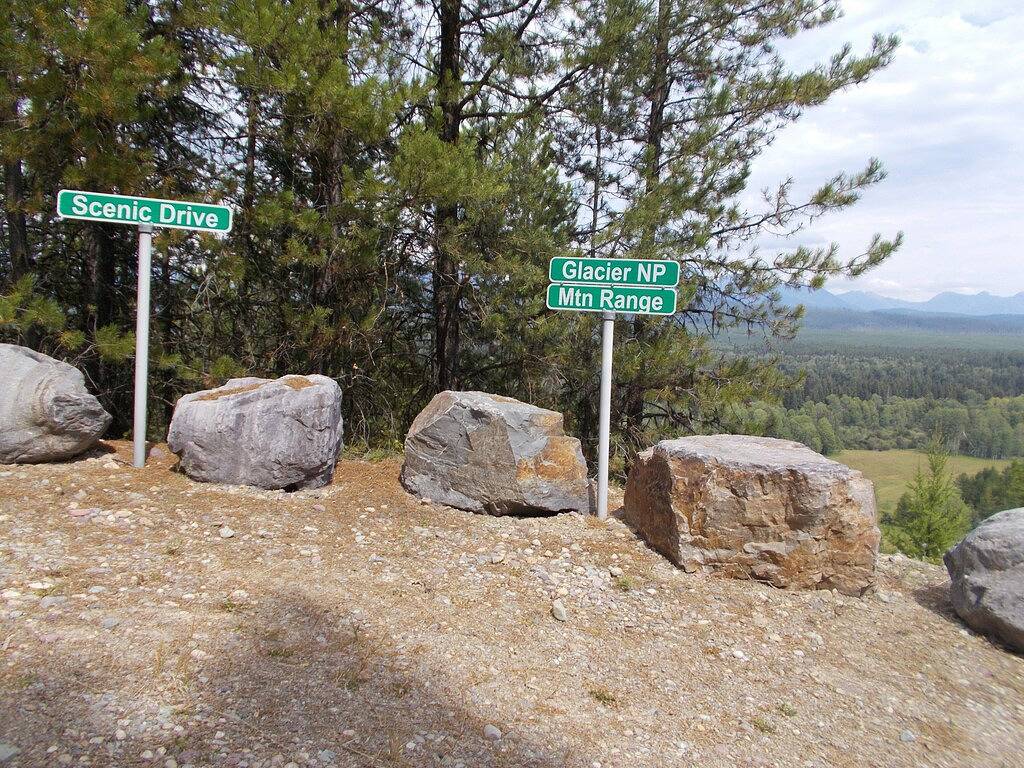 Log Cabin for 4 People in Glacier National Park, Flathead County