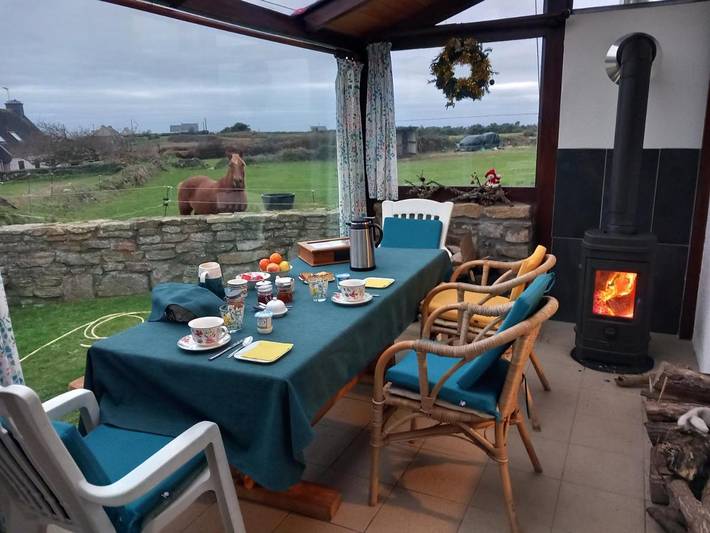 Alojamiento y desayuno para 2 personas, con vistas y jardín - 1