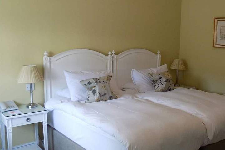 Bed and breakfast for 2 people in Ireland