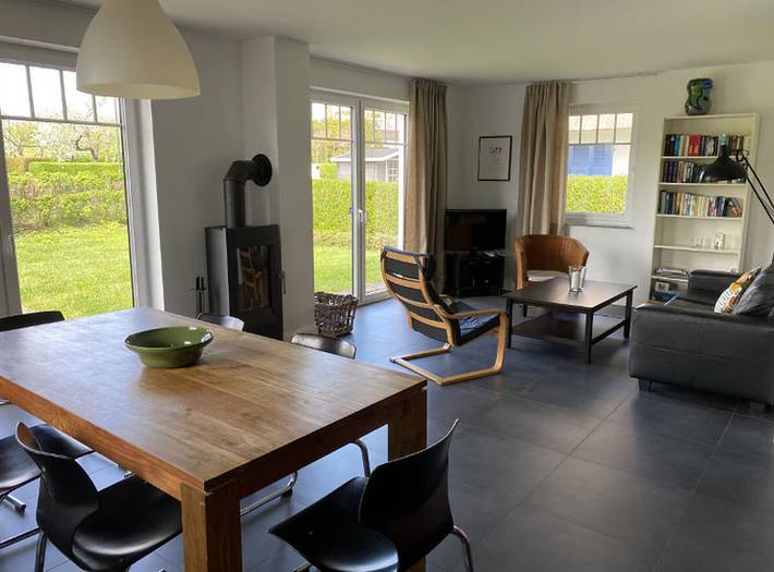 Ferienhaus für 6 Personen, mit Terrasse und Garten sowie Sauna