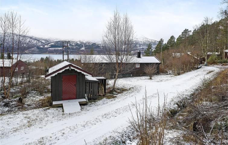 Ferienhaus für 8 Personen mit Terrasse in Tingvoll, Nördliches Fjordnorwegen