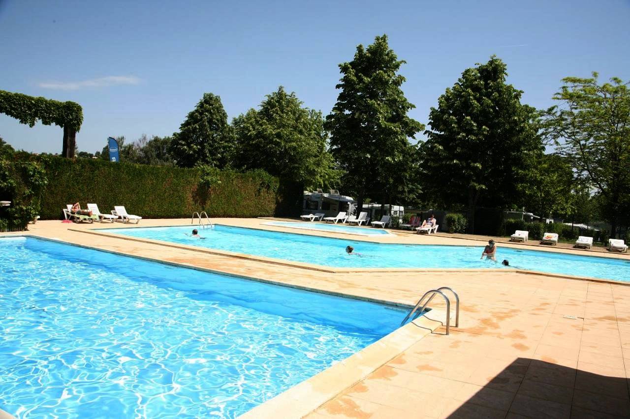 Mobil Homes Xxl2 4 chambres - Camping Le Ranch des Volcans in Châtel-Guyon, Parc naturel régional des Volcans d'Auvergne