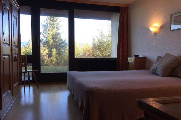 Gîte pour 4 personnes, avec jardin et terrasse à Mollens - 2