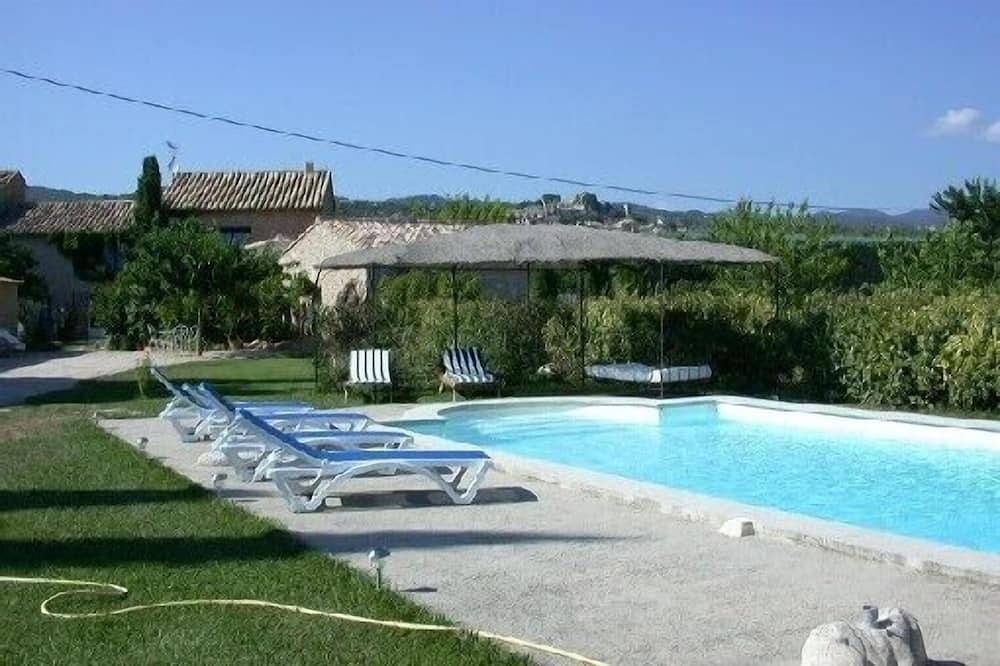 Mas provencal avec piscine in Joucas, Parc naturel régional du Luberon
