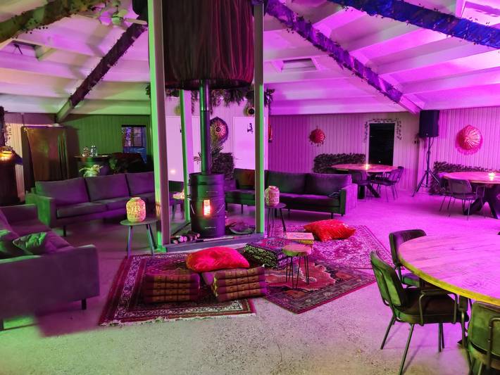 Vakantiepark voor 30 personen, met uitzicht op het meer in Nederland