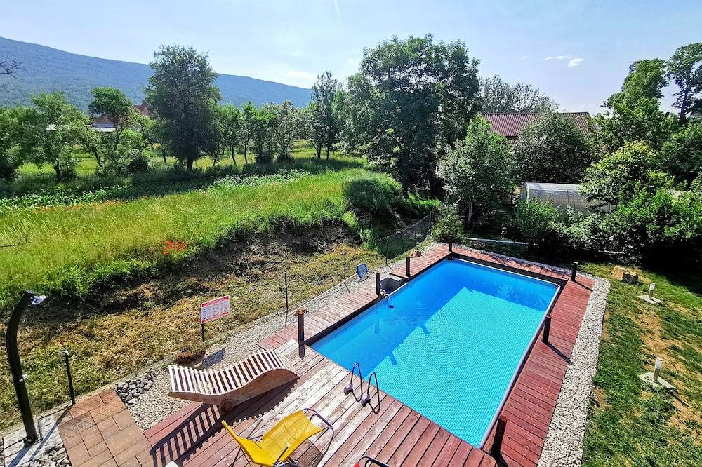 Holiday home Melani - with private pool and sauna in Prozor, Condado de Lika-Senj