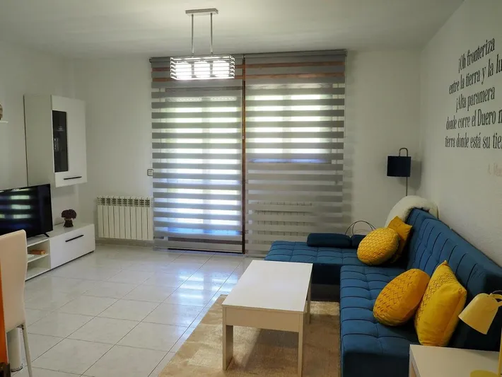 Apartamento de vacaciones para 6 personas, con vistas y terraza - 1