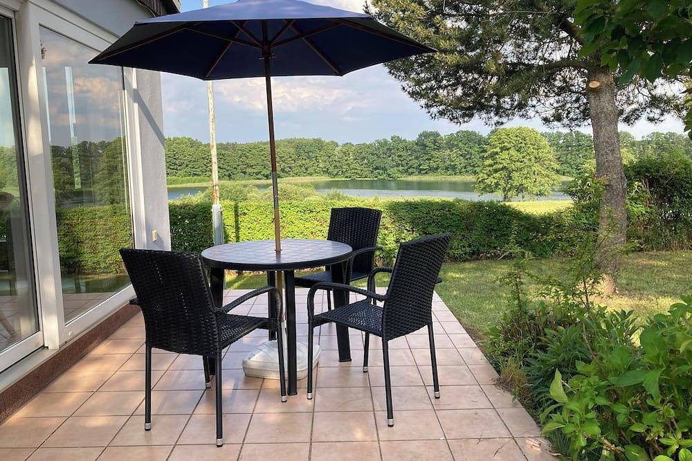 Häuschen mit Seeblick in Feldberger Seenlandschaft, Mecklenburg-Strelitz
