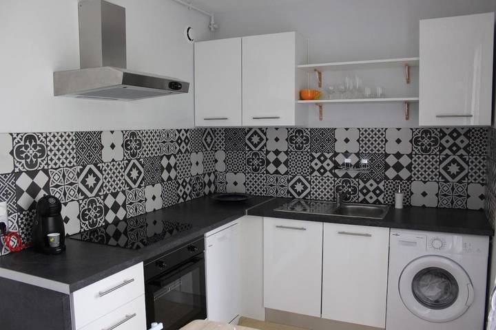 Gîte pour 4 personnes, avec vue et balcon dans Patinoire Jean Regis