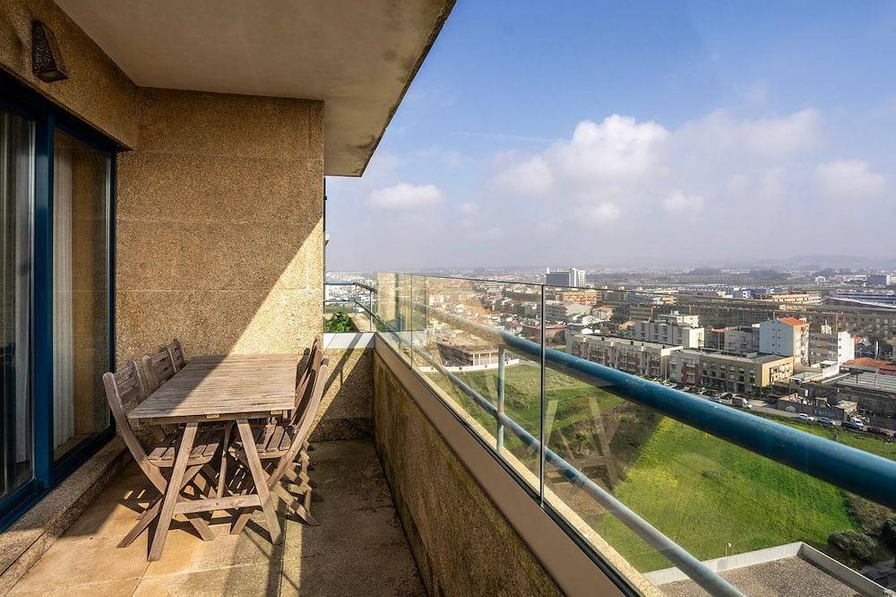 Ganze Wohnung, Seaside 3Br Flat in Póvoa by Lovelystay in Povoa de Varzim, Porto Distrikt