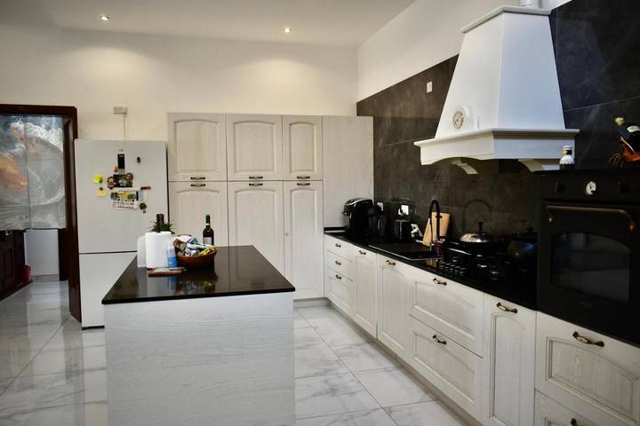 Maison d’hôte pour 2 personnes, avec jardin et vue dans Tarxien - 4