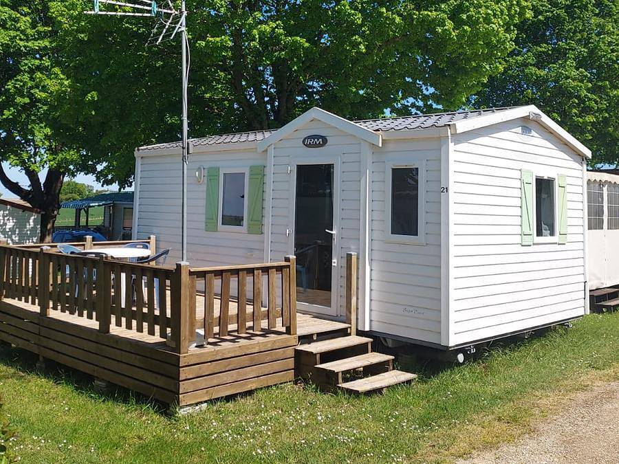 Camping Bellevue - Mobilhome 4 personnes - Mobil home 20 m² in Barzan, Région de Saintes