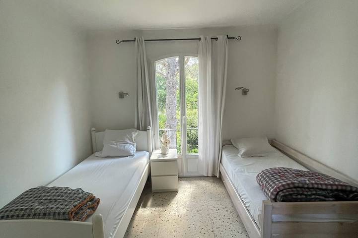 Villa pour 6 personnes, avec jardin et balcon à Valbonne - 4
