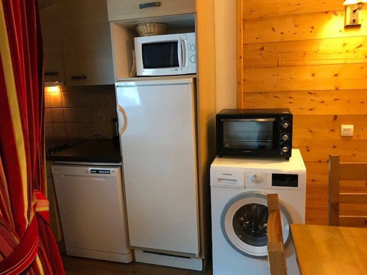 Ganze Wohnung, Brides Les Bains: 3-Zimmer-Wohnung, 8 Pers, Balkon, Parkplatz, Wlan in Brides-les-Bains, Les Trois Vallées