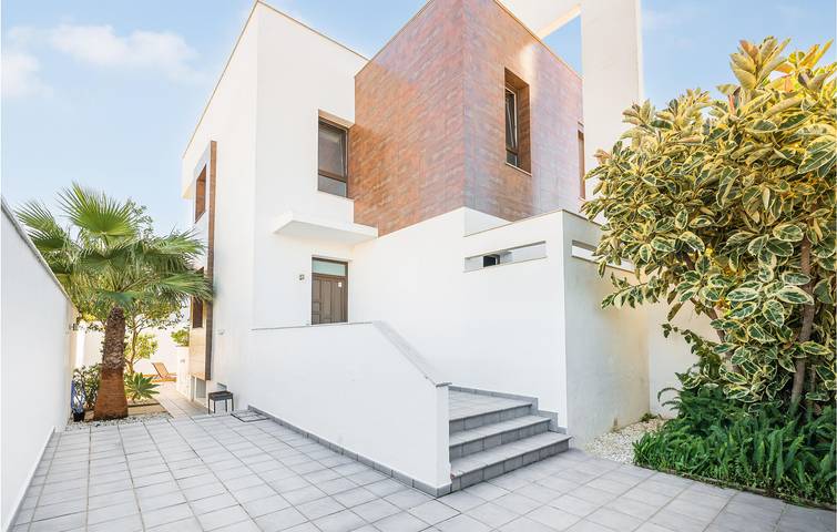 Apartamento para 8 personas, con terraza y piscina, Familias con niños en La Fontanilla