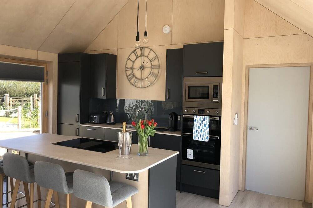 Luxury Timber Clad Eco-Lodge 5 miles from the Norfolk Heritage Coast in Docking, Norfolk