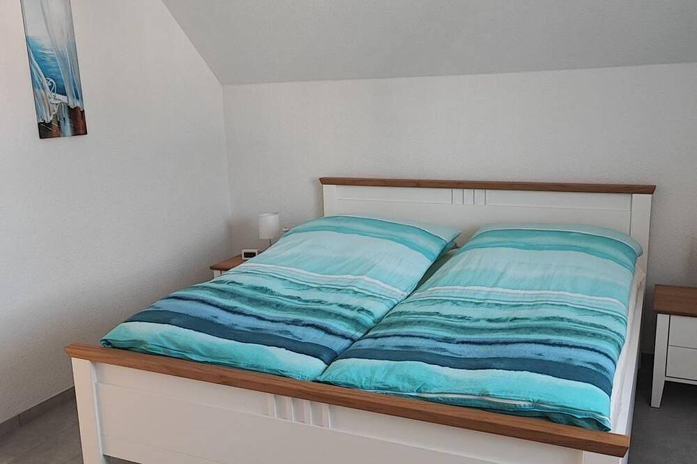 Strandhaus Meeresluft - Hochwertiges 100qm Ferienhaus für 6 Pers. mit Kamin und in Hagermarsch, Landkreis Aurich