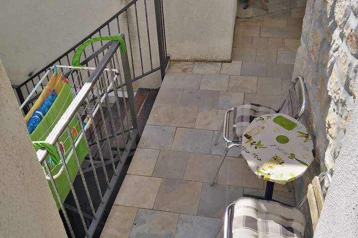 Ferienwohnung für 4 Personen, mit Garten auf Murter