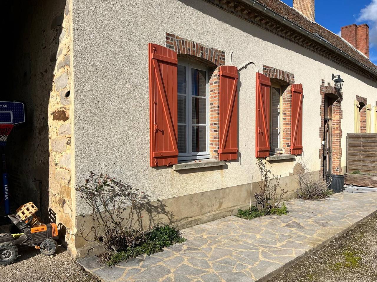 Maison de ferme Xvie siècle avec terrasse privative in Vareilles (Yonne), Yonne
