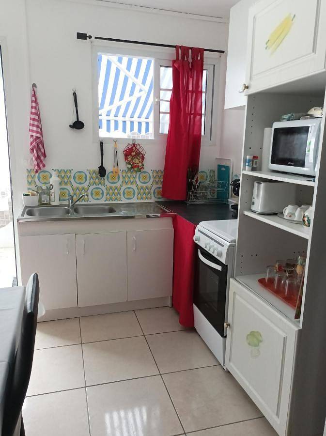 Location de vacances pour 2 personnes, avec terrasse et jacuzzi à Sainte-Marie - 3