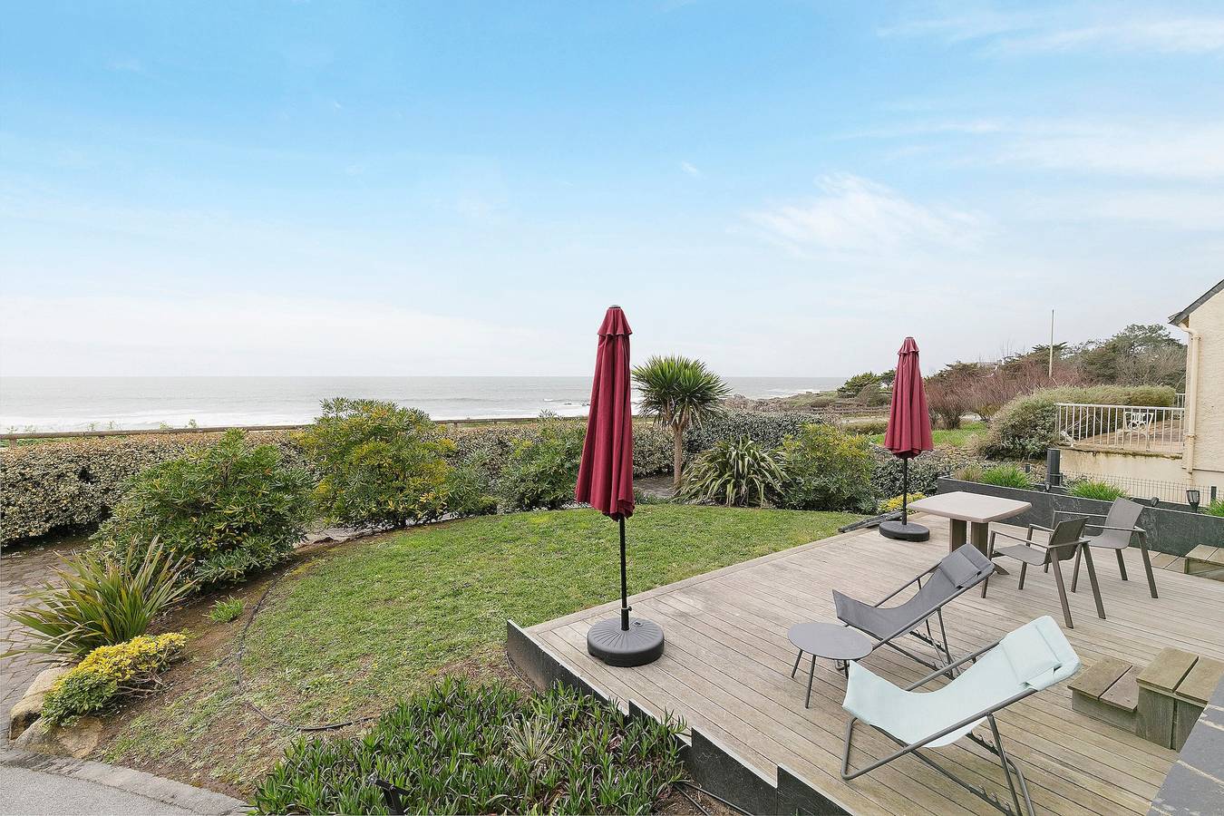 Appartement entier, Appartement Océan - Grand Bleu Terrasse Parking Côte Sauvage in Batz-sur-Mer, Côte d'Amour