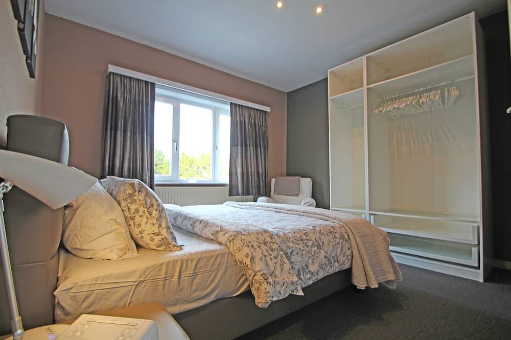 - Charmante & Chaleureuse Maison - in Waterloo, Waals-Brabant