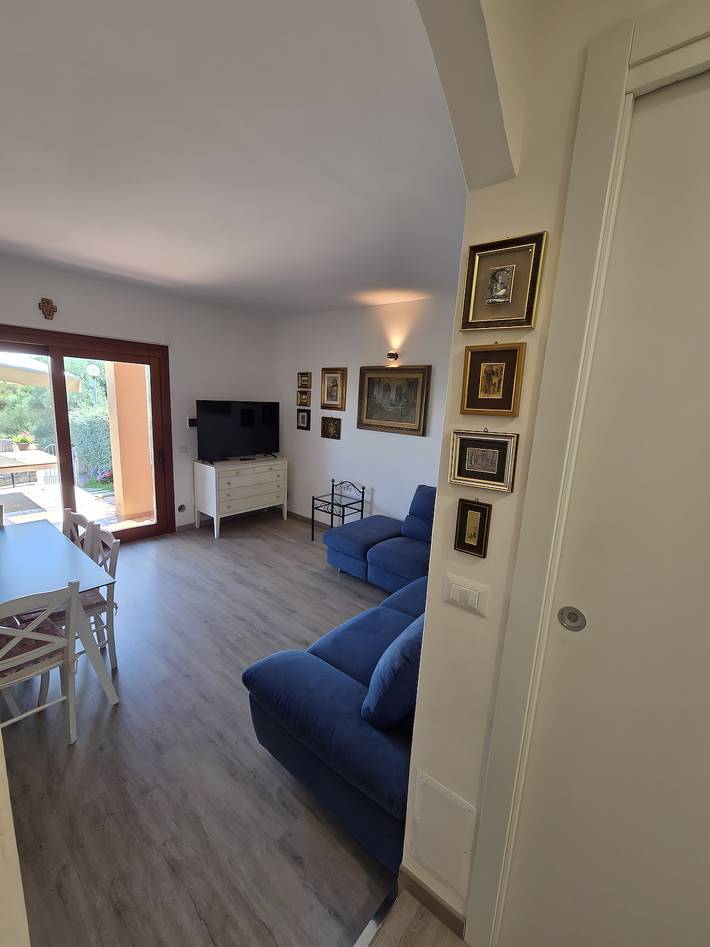 Holiday Home 'Juwel' with Mountain View, Wi-Fi and Air Conditioning in San Teodoro, Olbia-Tempio
