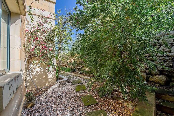 Casetta Menzja Holiday Home in Ta' Ċenċ, Sannat